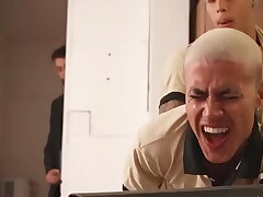 PEGUEI MEU COLEGA NO TRABALHO E MEU CHEFE VIU PELAS CAMERAS. SAFADO NÃO AGUENTOU E QUIS PARTICIPAR. - Bohemian new hot asian gay sex videos