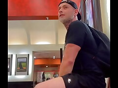 Mlk dotado me fudeu no banheiro do shopping! Me deu leite na boquinha! porne videos of asian gay sex