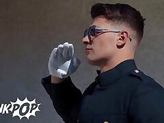 TWINKPOP - Jack Waters Cums As He Gets Pounded On His Back, Then Gets To His Knees To Take  Malik Delgaty's Load asian gay sex videos .com