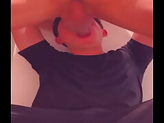 Joven atletico me atraganta en los baños del centro comercial rico cruising asian beard gay sex videos