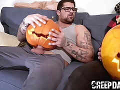 Giving Stepson a Bristols Confound nigh Compensate be advantageous to It - Creepdad sex videos asian cheep gay